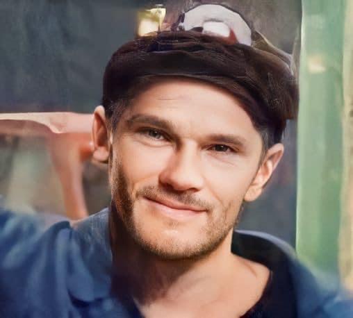 Memorial photo of Christopher Sterling